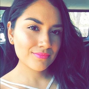 Meet your Posher, Yasmeen